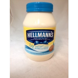 Hellmann's Mayonnaise 1/2 the Fat of Regular Mayo 890ML